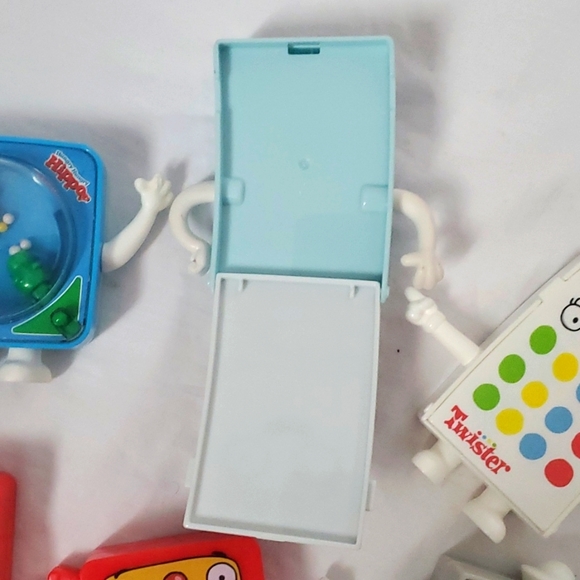 :9 McDonalds happymeal travel size board game toys READ - Picture 8 of 16